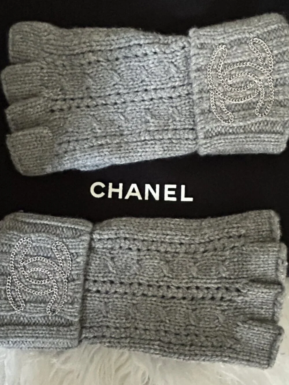 Chanel Cashmere Fingerless Chain Link CC Gloves Gray